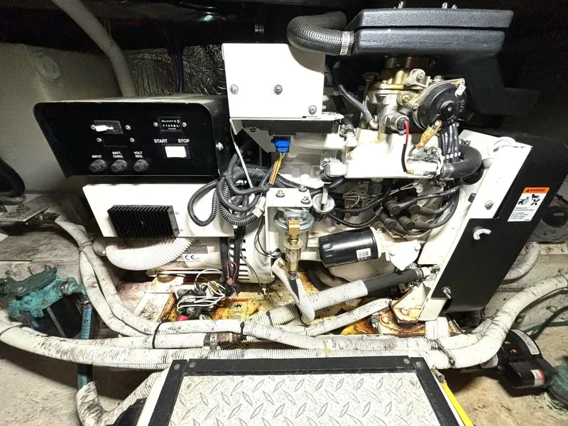 Slide: The Image of Carver 396 Motor Yacht 2003 - 5664130