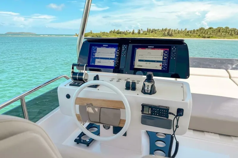 Slide: The Image of Ferretti 580 2024 - 5664219