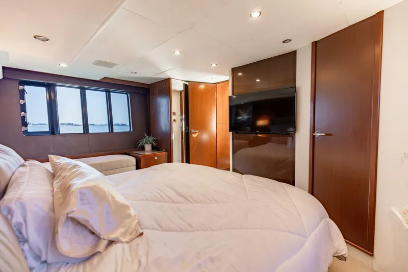 Slide: The Image of 2011 Princess 64 'Harbor Story' - Master Stateroom - 5664621