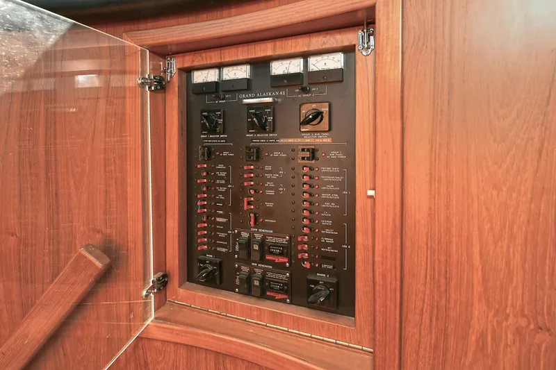 Slide: The Image of Grand Alaskan Flushdeck 2002 - 5664703