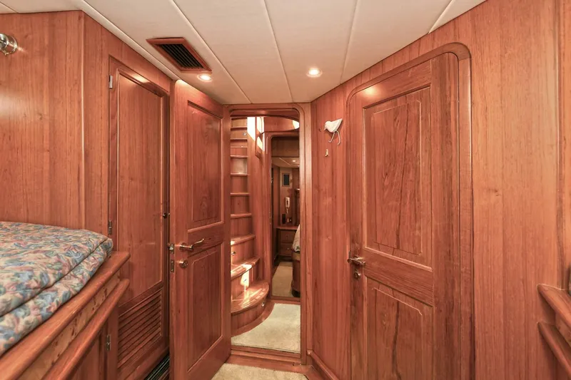 Slide: The Image of Grand Alaskan Flushdeck 2002 - 5664707