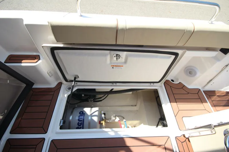 Slide: The Image of Ranger Tug R-25 Luxury Edition 2023 - 5664955