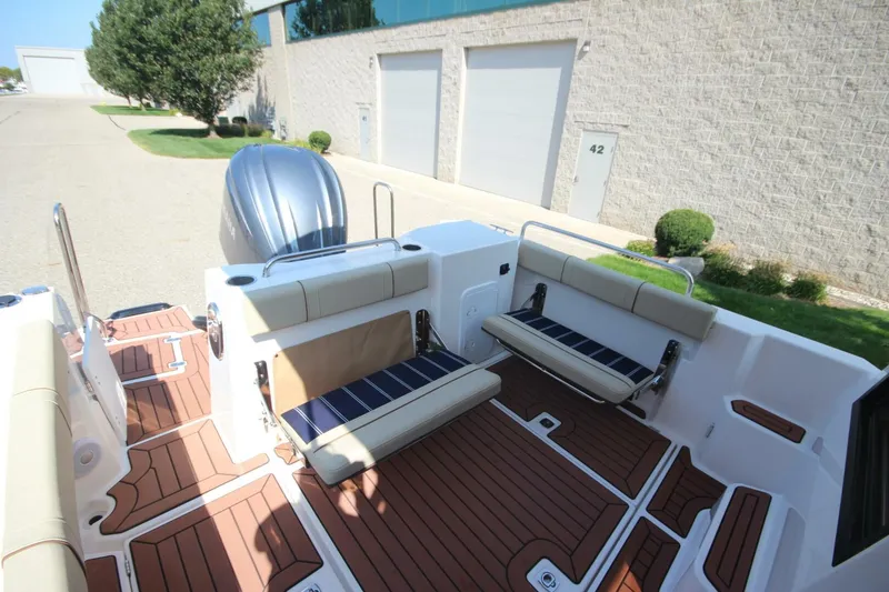 Slide: The Image of Ranger Tug R-25 Luxury Edition 2023 - 5664960