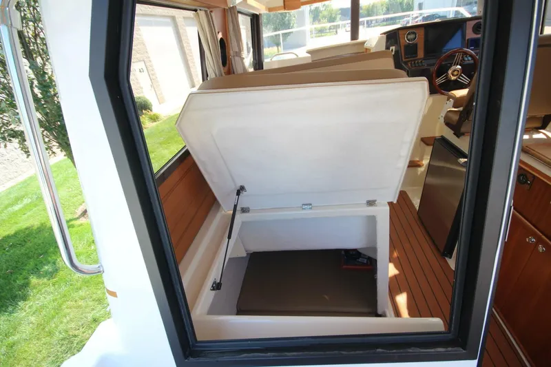 Slide: The Image of Ranger Tug R-25 Luxury Edition 2023 - 5664965