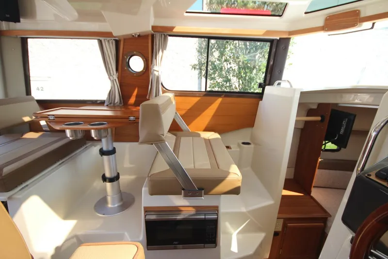 Slide: The Image of Ranger Tug R-25 Luxury Edition 2023 - 5664978