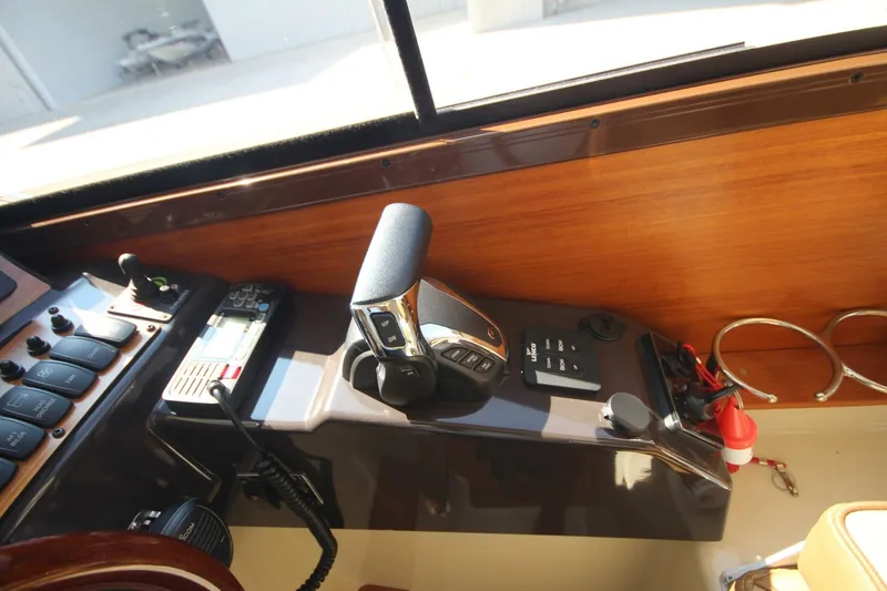 Slide: The Image of Ranger Tug R-25 Luxury Edition 2023 - 5664984