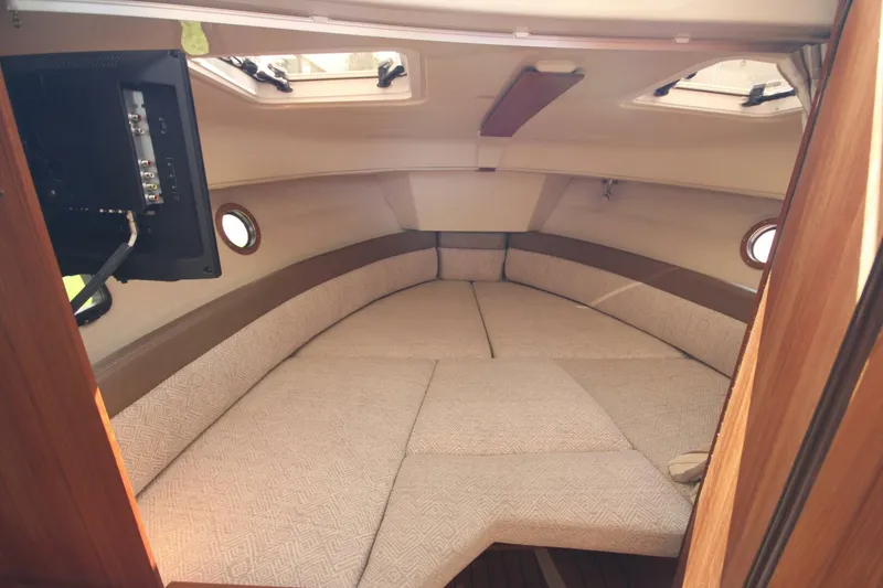 Slide: The Image of Ranger Tug R-25 Luxury Edition 2023 - 5664985