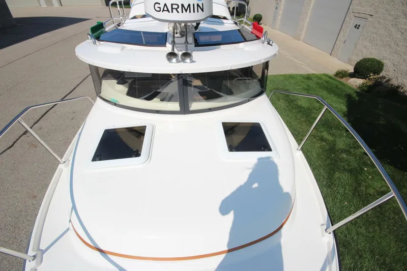 Slide: The Image of Ranger Tug R-25 Luxury Edition 2023 - 5664997