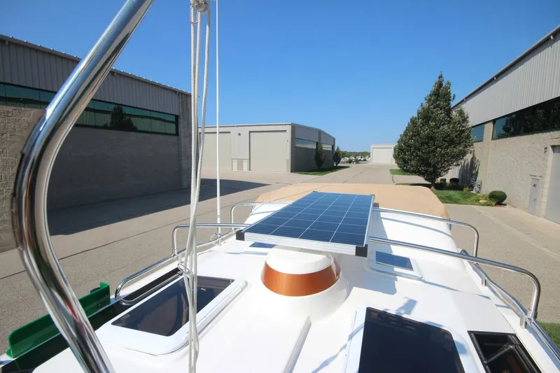 Slide: The Image of Ranger Tug R-25 Luxury Edition 2023 - 5665001