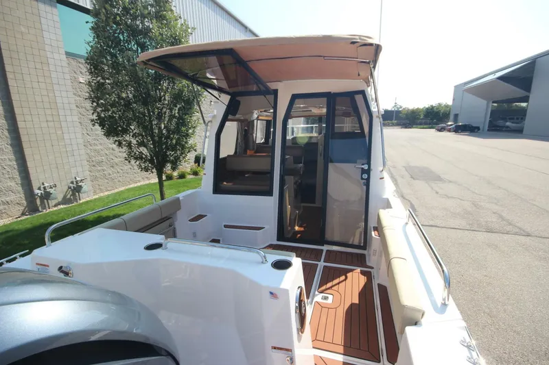 Slide: The Image of Ranger Tug R-25 Luxury Edition 2023 - 5664951