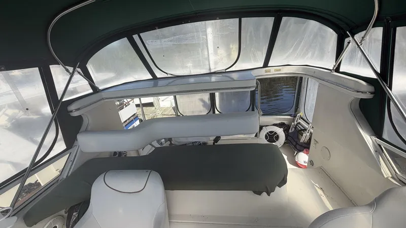 Slide: The Image of Sea Ray 380 Aft Cabin 2000 - 5767948