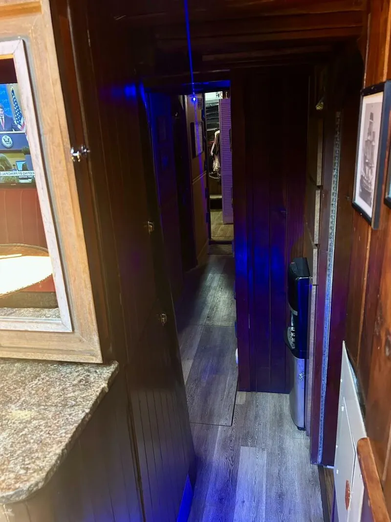 Slide: The Image of Custom 80 Brigantine 1977 - 5665170