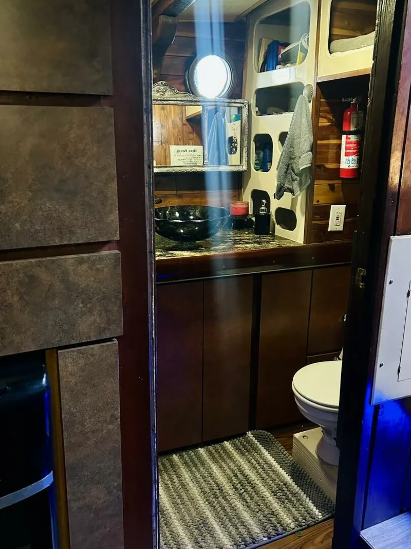 Slide: The Image of Custom 80 Brigantine 1977 - 5665171