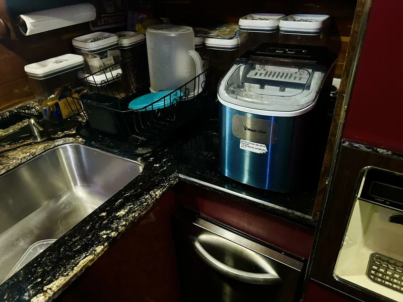 Slide: The Image of Custom 80 Brigantine 1977 - 5665176