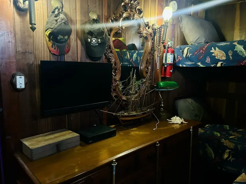 Slide: The Image of Custom 80 Brigantine 1977 - 5665179