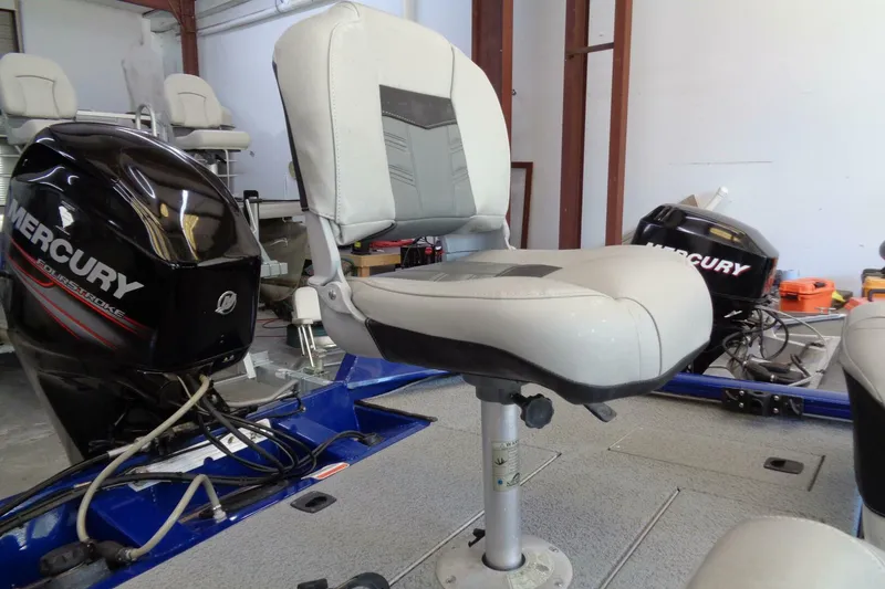 Slide: The Image of White River Bass Tracker PT175 2018 - 5665402