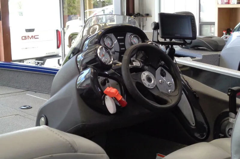 Slide: The Image of White River Bass Tracker PT175 2018 - 5665416