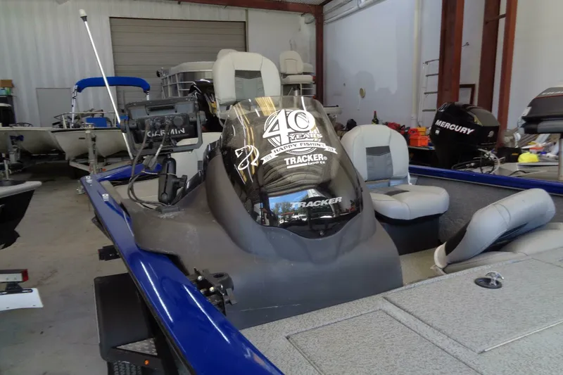 Slide: The Image of White River Bass Tracker PT175 2018 - 5665398