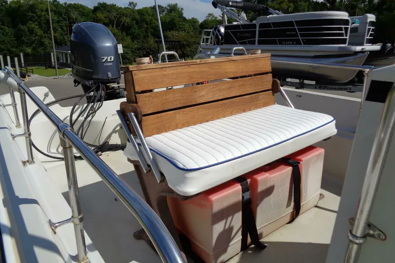 Slide: The Image of Boston Whaler Montauck 17 CC 1986 - 5665537