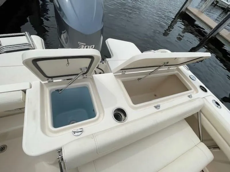 Slide: The Image of Grady-White 235 Freedom 2018 - 5665597