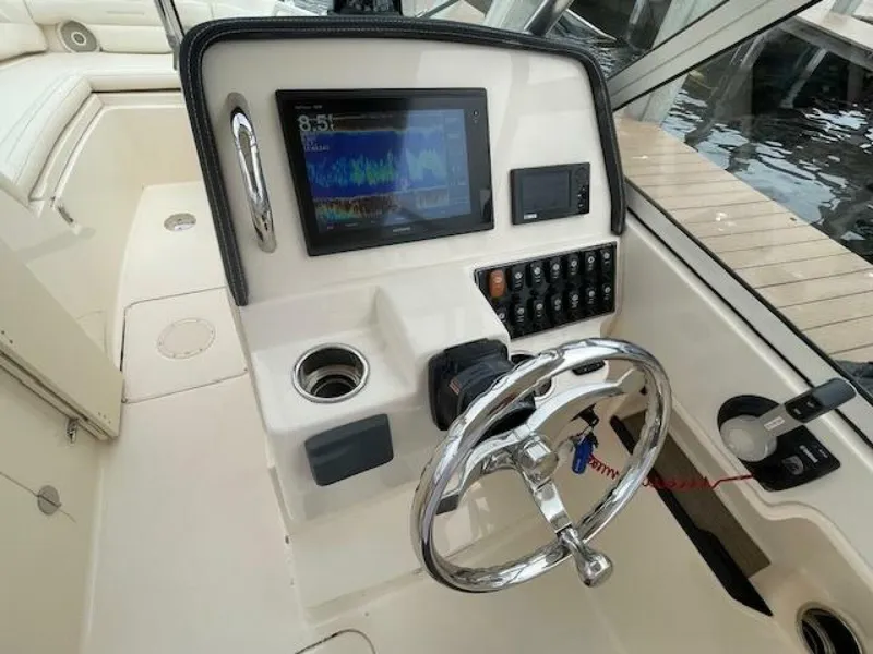 Slide: The Image of Grady-White 235 Freedom 2018 - 5665613