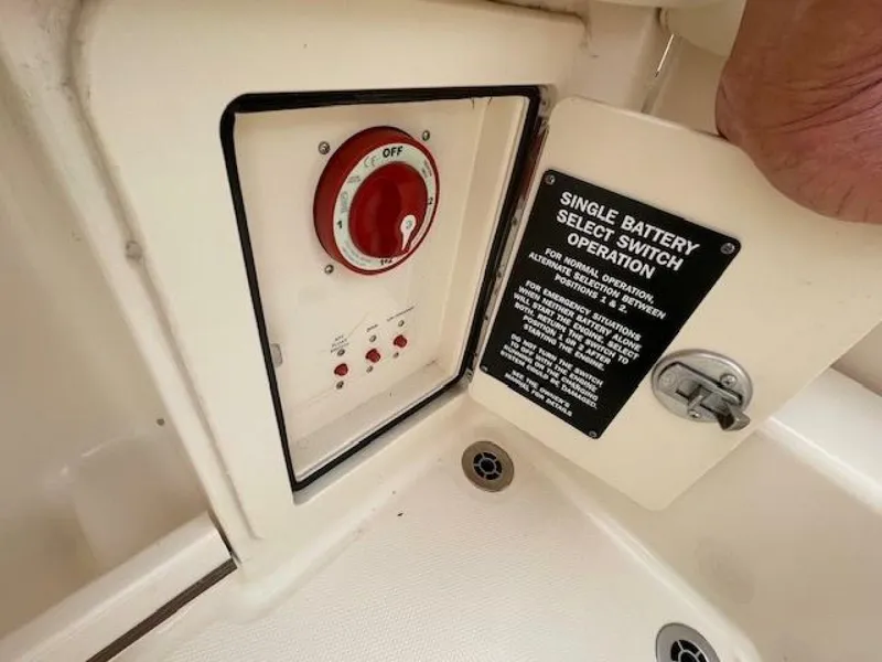 Slide: The Image of Grady-White 235 Freedom 2018 - 5665596