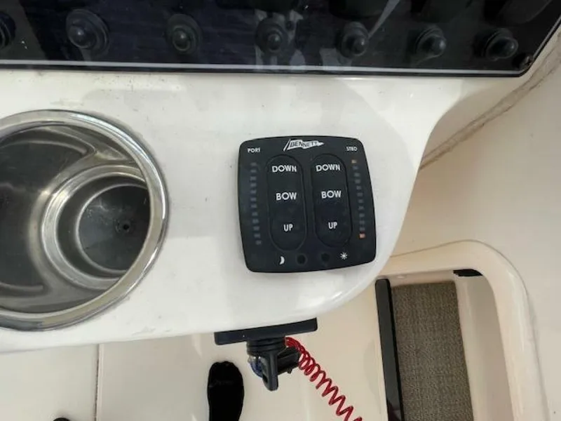 Slide: The Image of Grady-White 235 Freedom 2018 - 5665610