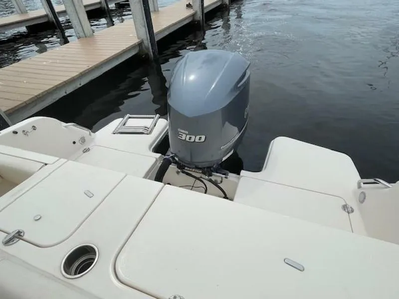 Slide: The Image of Grady-White 235 Freedom 2018 - 5665623