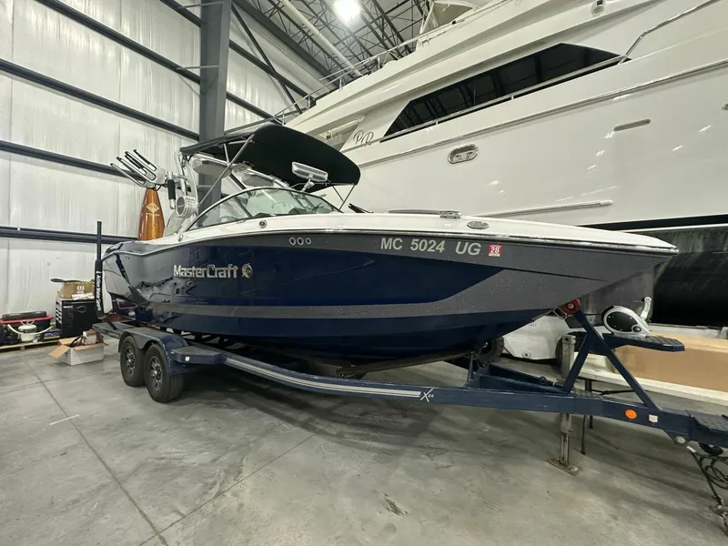 Slide: The Image of Mastercraft X24 2019 - 5665910