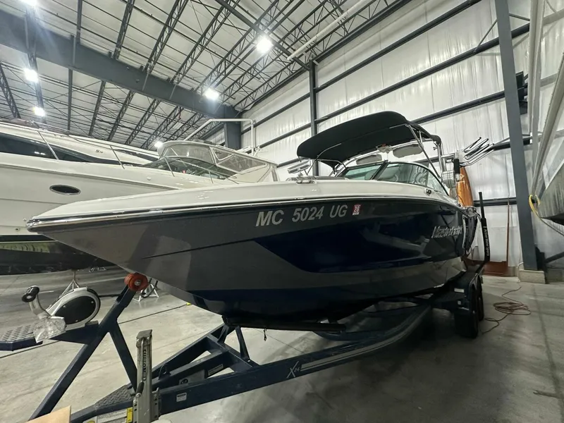 Slide: The Image of Mastercraft X24 2019 - 5665913