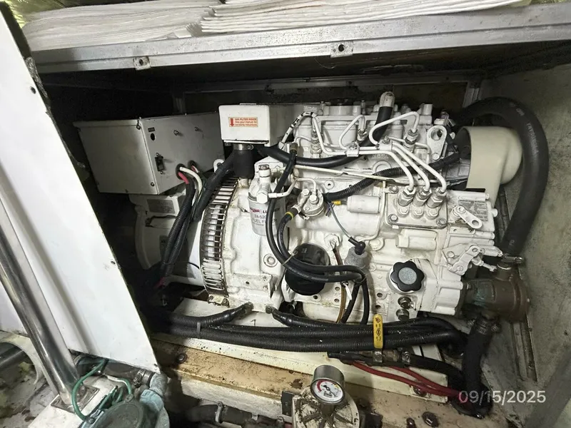 Slide: The Image of 45' Ocean Alexander generator - 5666033