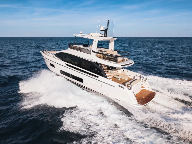 Slide: The Image of Azimut Fly 62 2026 - 5829428