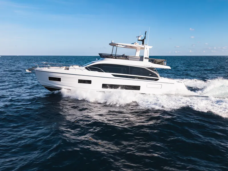 Slide: The Image of Azimut Fly 62 2026 - 5829431