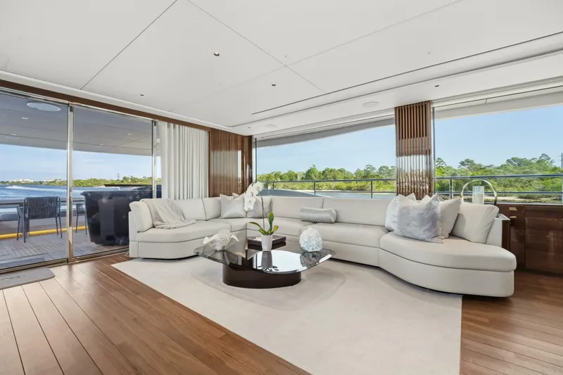 Slide: The Image of Princess Y95 JUST PERFECT - Salon 2025 Princess Y95 JUST PERFECT - 5842033