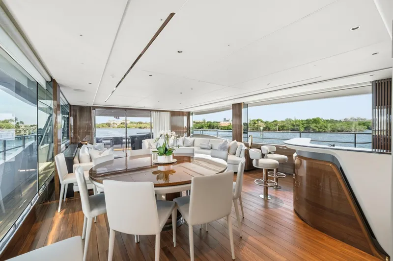 Slide: The Image of Princess Y95 JUST PERFECT - Salon Dining 2025 Princess Y95 JUST PERFECT - 5842036