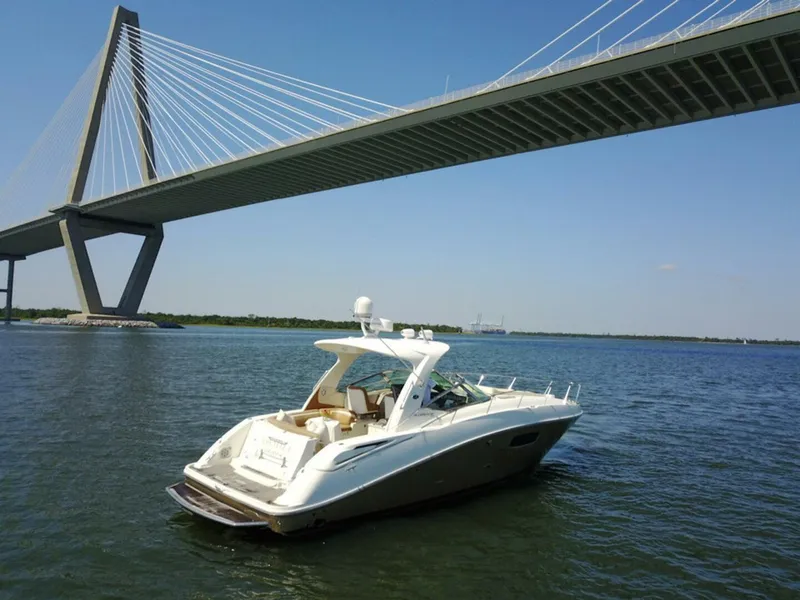 Slide: The Image of Sea Ray 350 Sundancer 2009 - 5666613