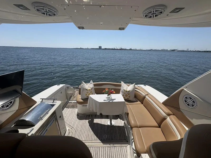 Slide: The Image of Sea Ray 350 Sundancer 2009 - 5666626