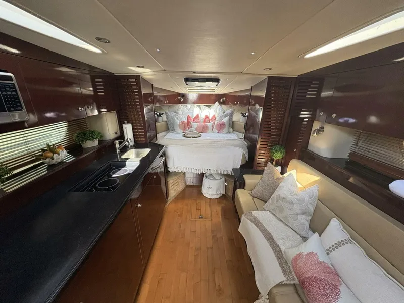 Slide: The Image of Sea Ray 350 Sundancer 2009 - 5666637