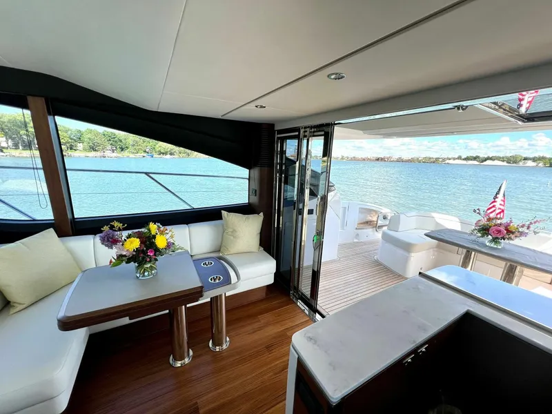 Slide: The Image of Princess S62 2023 - 5666800