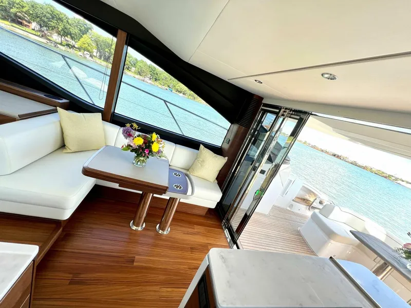 Slide: The Image of Princess S62 2023 - 5666802