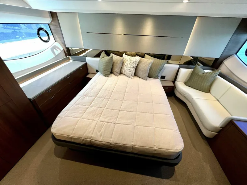 Slide: The Image of Princess S62 2023 - 5666781