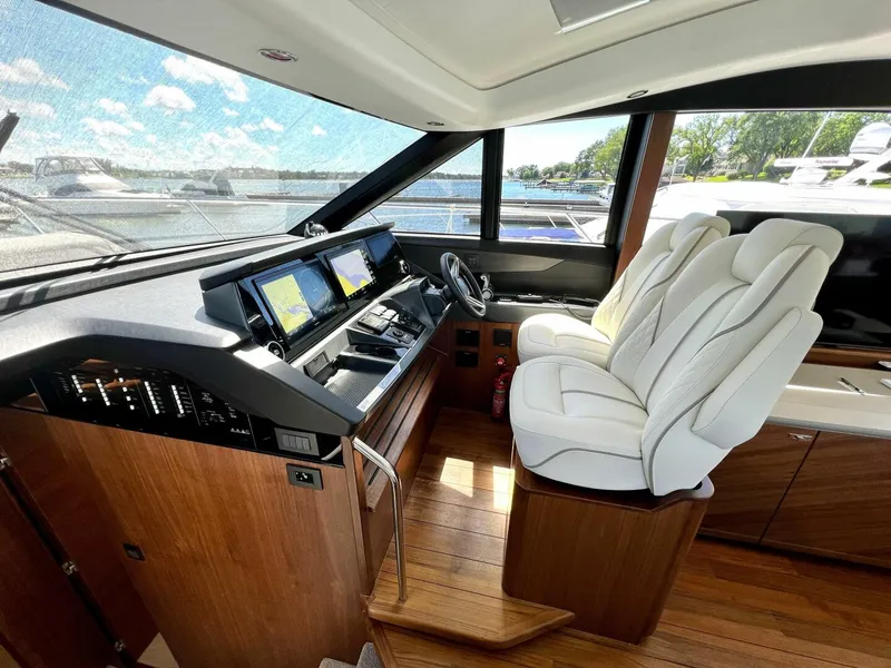 Slide: The Image of Princess S62 2023 - 5666808