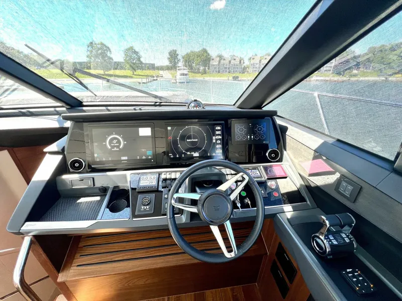 Slide: The Image of Princess S62 2023 - 5666811