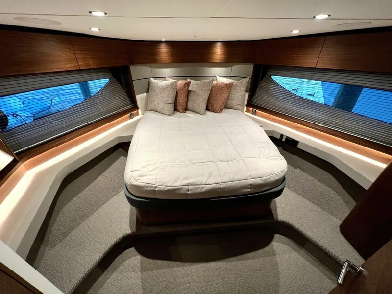 Slide: The Image of Princess S62 2023 - 5666782