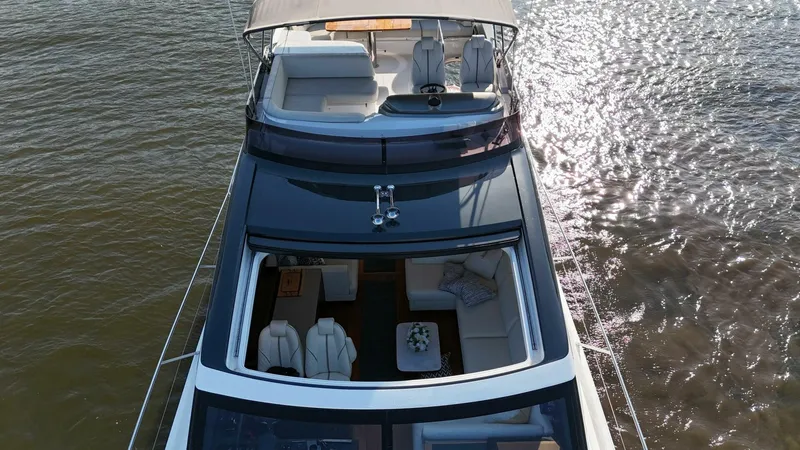 Slide: The Image of Princess S62 2023 - 5666848