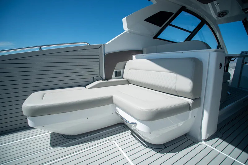 Slide: The Image of Cruisers 50GLS OB 2026 - 5666989