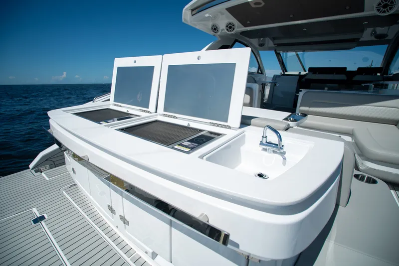 Slide: The Image of Cruisers 50GLS OB 2026 - 5666985