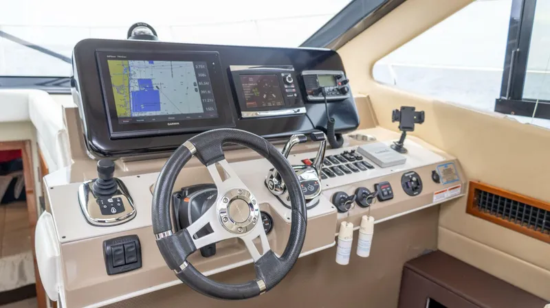 Slide: The Image of Carver Yachts C-43 Coupe 2015 - 5667158