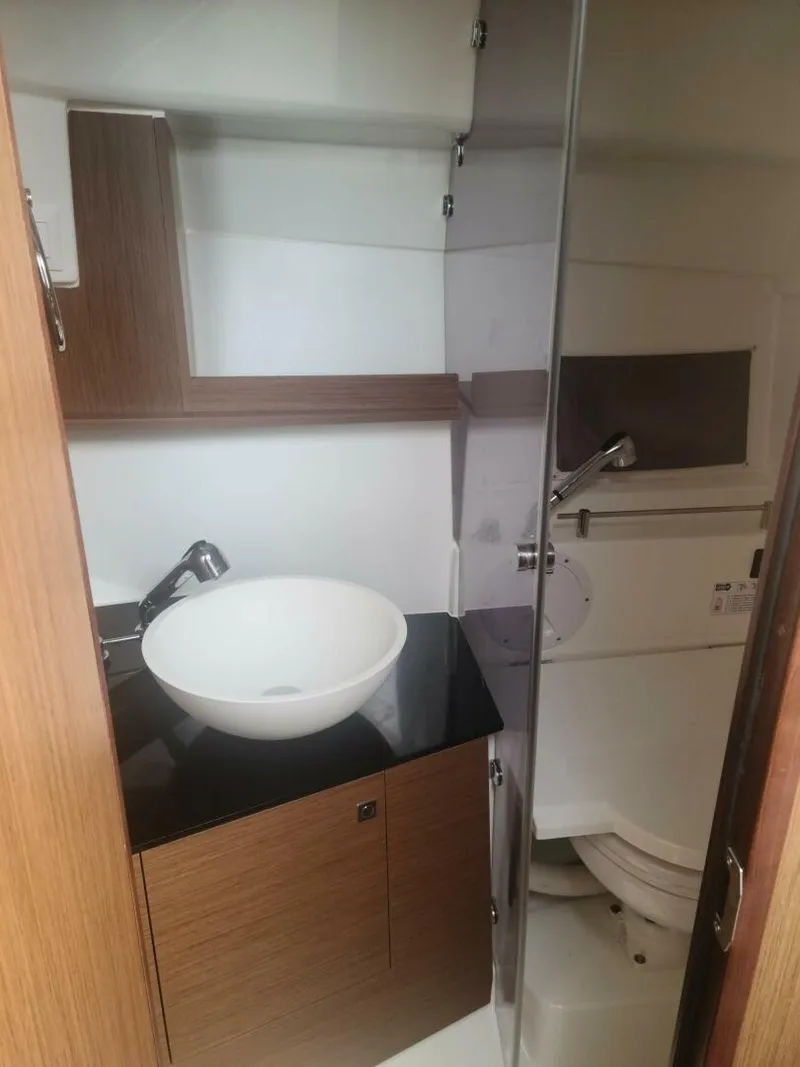 Slide: The Image of Jeanneau Leader 9.0 WA 2020 - 5669452