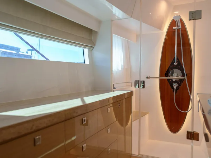 Slide: The Image of Horizon 65 2022 - 5669886